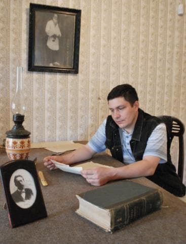 Артём Леканцев