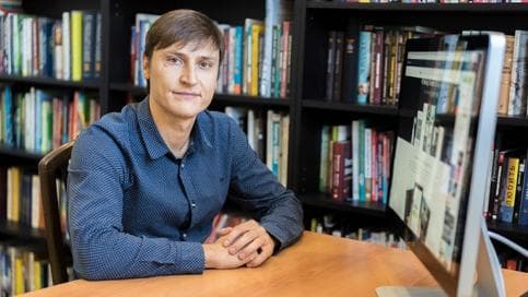 Евгений Партнер