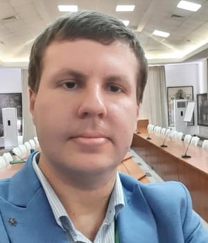 Максим Полищук