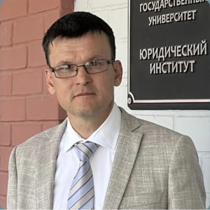 Роман Романенко