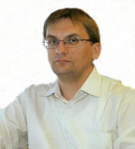 Денис Савельев