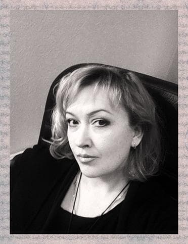 Елена Суркова
