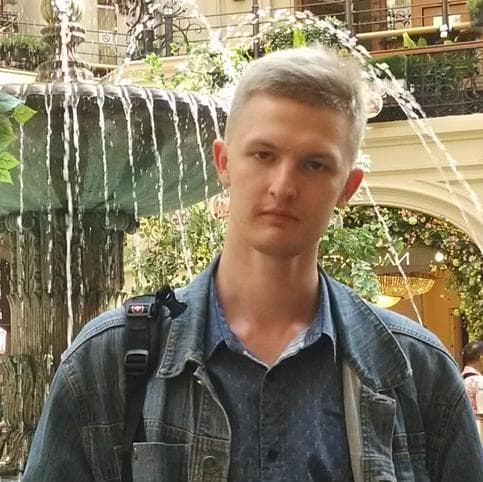 Михаил Наумов