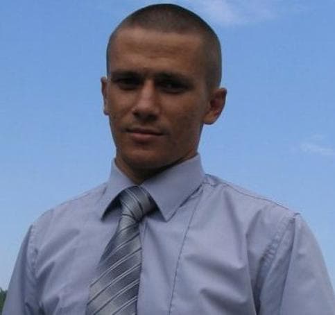 Иван Иванов