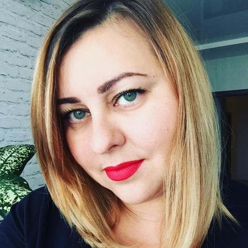 Лариса Коробейникова