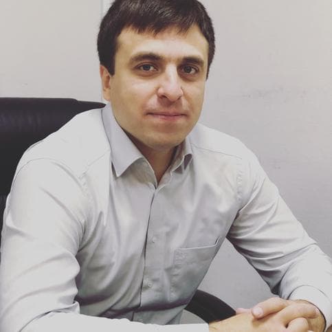 Ярослав Иванов