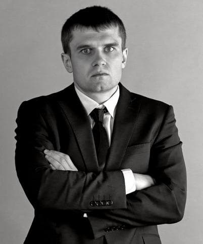 Александр Фролов