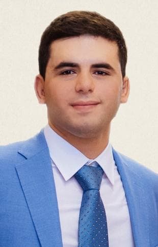 Владимир Алманов