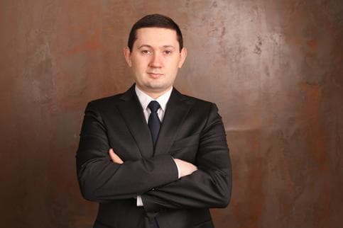 Артур Власов