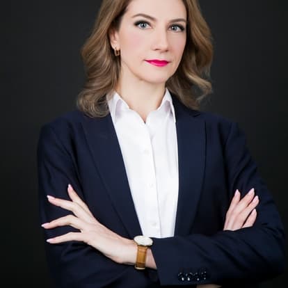 Лора Бурцева