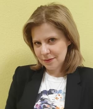 Анна Резникова