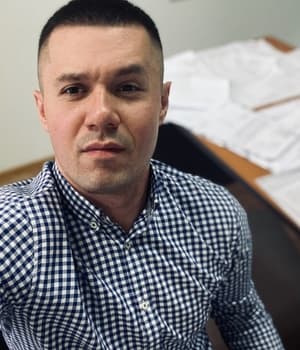 Павел Радостин