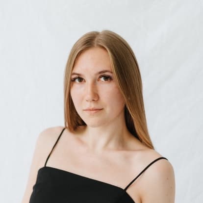 Анна Иванова