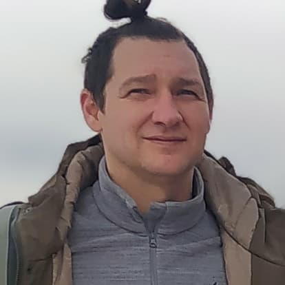Роман Бешагин