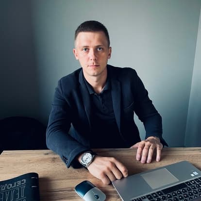 Дмитрий Павлов