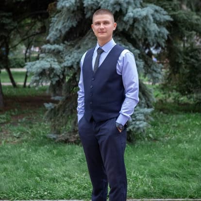 Дмитрий Велин