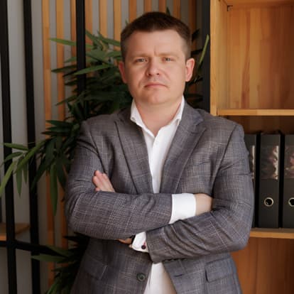 Роман Овчаров