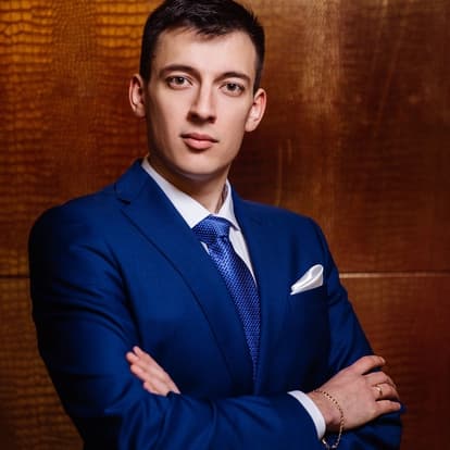 Максим Антюхов