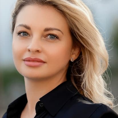 Юлия Плавунова