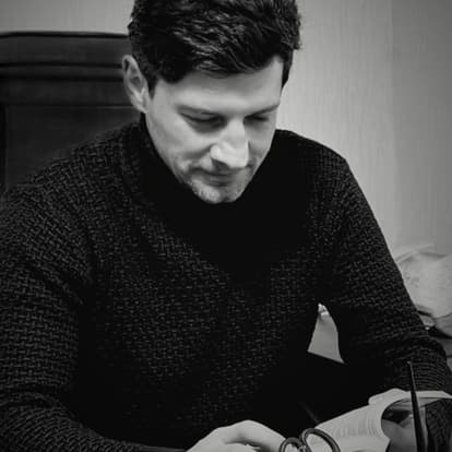 Илья Слюсарев