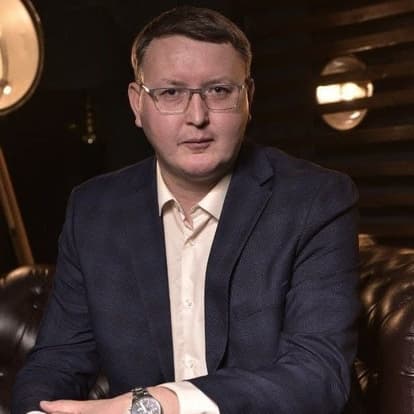 Павел Жариков
