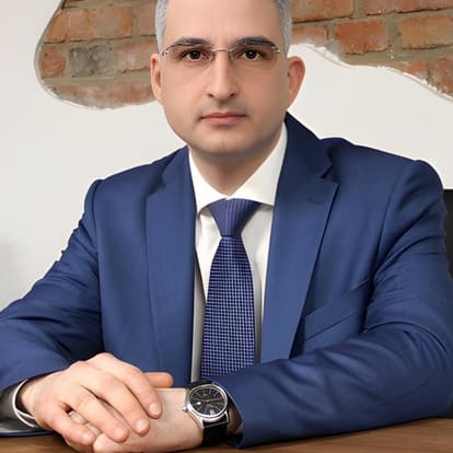 Алексей Петров