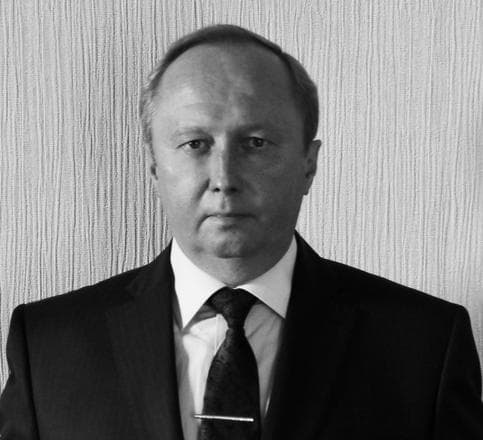 Юрий Титов