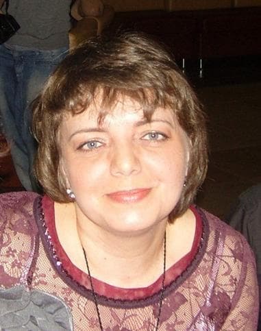 Елена Страхова