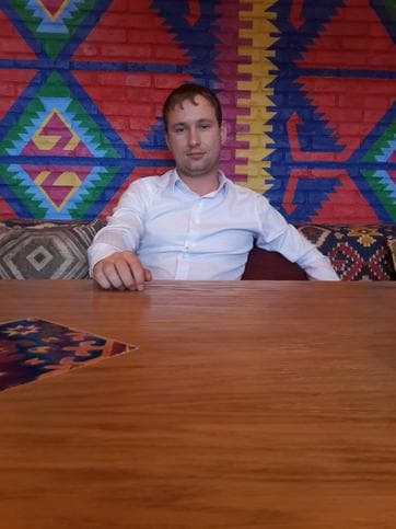Олег Иванов